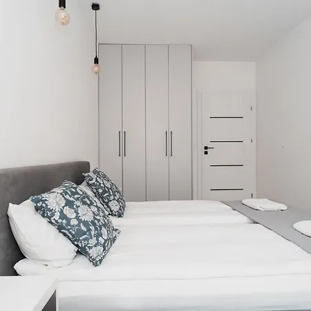 Totu Angielska Grobla Old Town