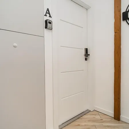 Totu Angielska Grobla Old Town * Gdansk